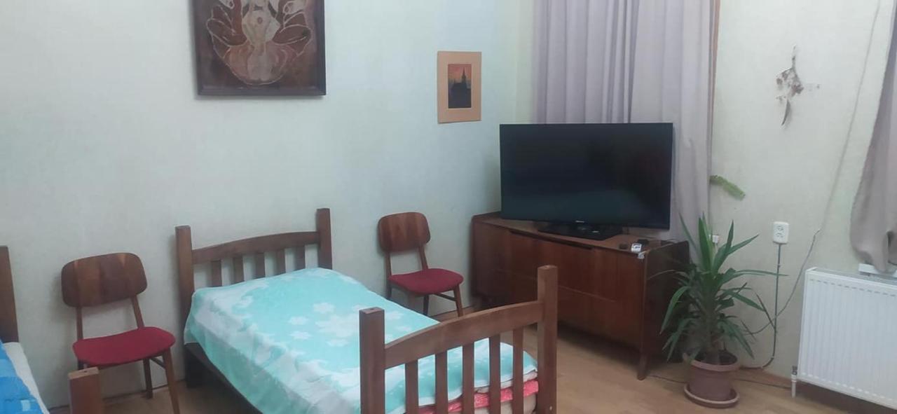 Geo Vake Guest House Тбилиси Екстериор снимка